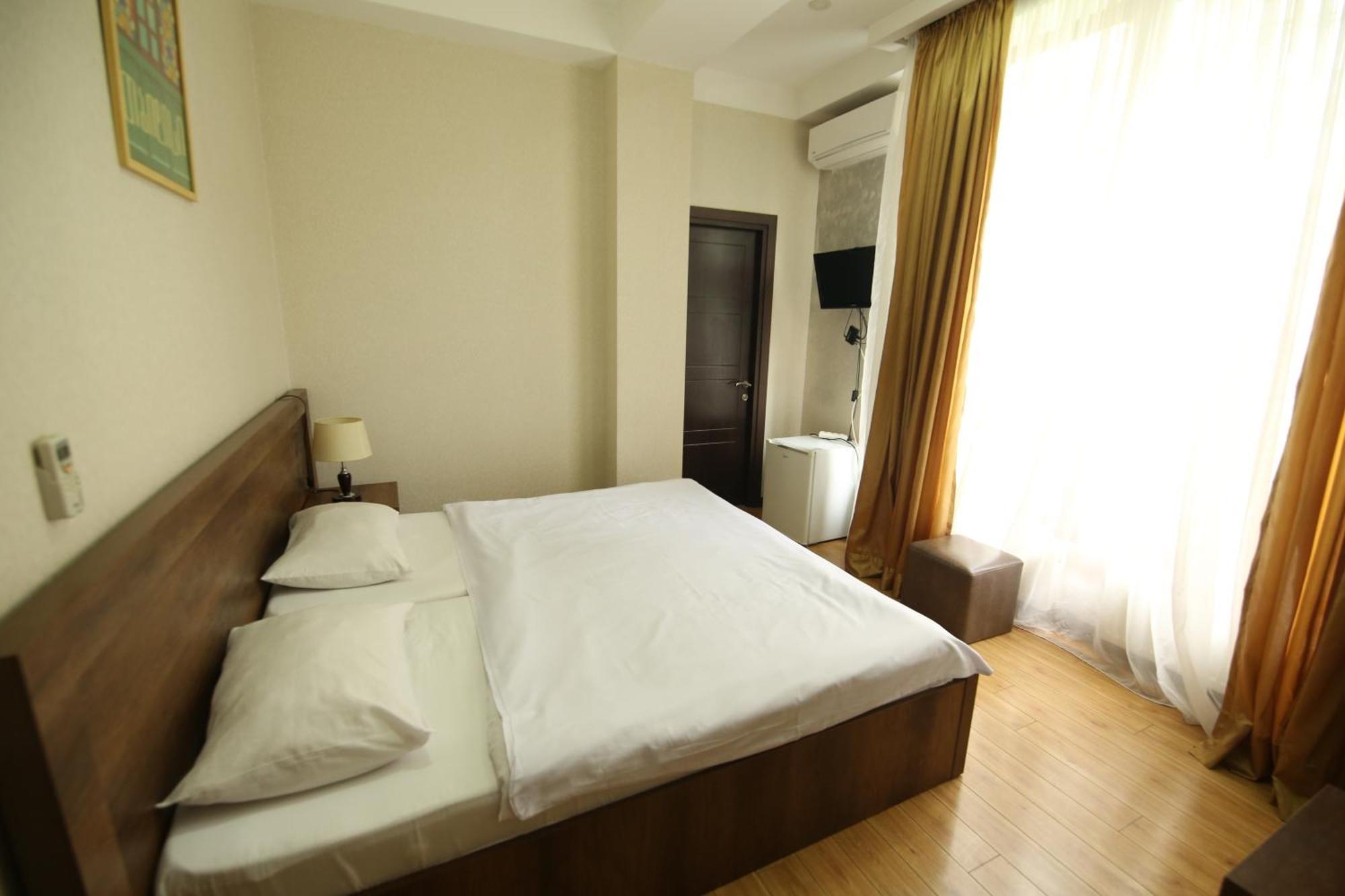 Dream Sky Hotel Tbilisi Exterior foto